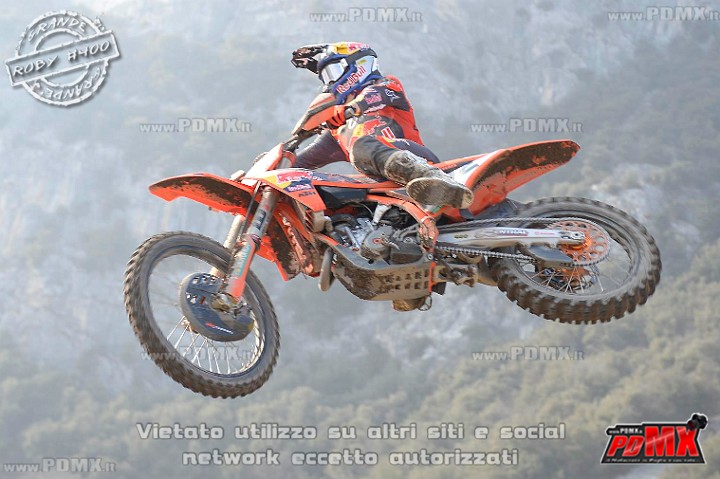 _ROB0172 (Copy).jpg